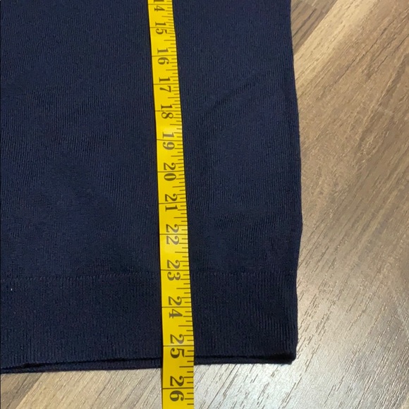 Saks Fifth Avenue Navy blue crewneck sweater - Picture 9 of 12